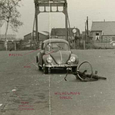Kenteken: A 44878; Volkswagen, Winschoten 21-11-1950, foto uit archief Kantongerecht Winschoten (154-8_215)