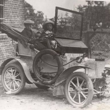 Kenteken: A 1009; Peugeot Bébé, foto: P. Nayee