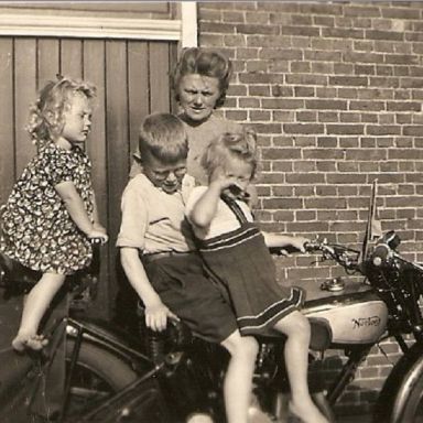 Kenteken: A 30519; Norton, foto: H. P. van der Berg