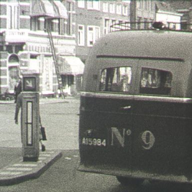 Kenteken: A 15984; Dodge, 1939, foto: Still uit GAVA-film AV4371