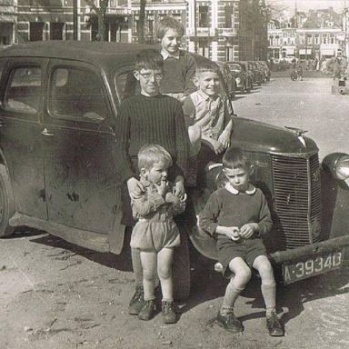 Kenteken: A 39340; Ford Prefect, Emmaplein 1956, foto: A. A. W. van Oven