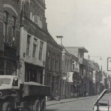 Kenteken: A 39980; GMC, Coevorden, Friesestraat, foto: K. Müller