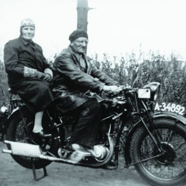 Kenteken: A 34892; Ariël, foto: J. Wind