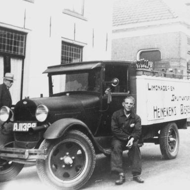 Kenteken: A 11399; Ford, foto: P. Helmus
