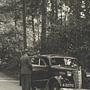 Kenteken: A 2070; Chevrolet, foto: Still uit GAVA-film AV7680, ca. 1940