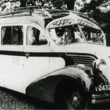 Kenteken: A 24322; Ford, foto: J. Harmsen