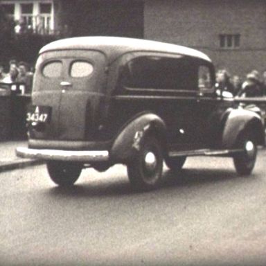 Kenteken: A 34347; Plantsoenbrug, 1950, foto: Still uit GAVA-film AV1313
