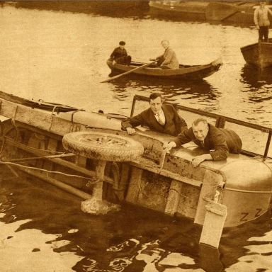 Kenteken: A 8314; Het Noorden in Woord en Beeld, 20-07-1928