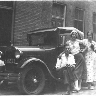 Kenteken: A 16532; Ford A, ca. 1930, foto: J. Hieminga