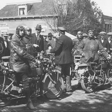 Kenteken: A 2469; Indian Scout, jaar en locatie onbekend, foto: <a href='https://frieschemotorclub.frl/' target='_blank'>frieschemotorclub.frl</a>