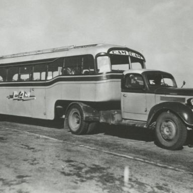 Kenteken: A 34560; Dodge, 1946. Foto: J. Harmsen