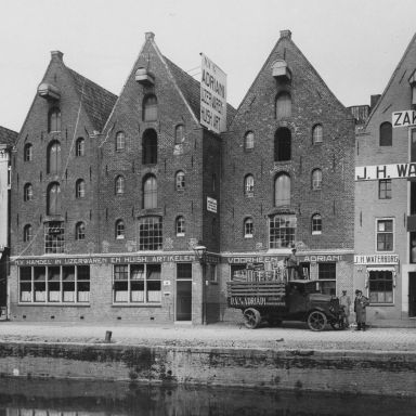 Kenteken: A 3890; Groningen, Hoge der A, 1922 (1785-1337)