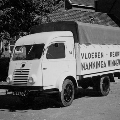 Kenteken: A 44769; Renault, foto: V. de Bruijn