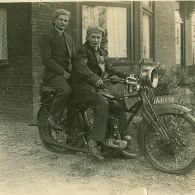 Kenteken: A 11256; foto: P. van der Laan
