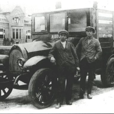 Kenteken: A 6109; Presto, foto: collectie Veenkoloniaal Museum (Bo 38)