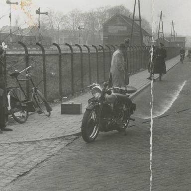 Kenteken: A 33458; uitsnede foto uit archief Kantongerecht Winschoten (154-8_28)