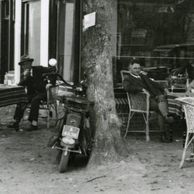 Kenteken: A 4638; Indian,  Terras, locatie onbekend, foto: uiitsnede 2138-816.jpg