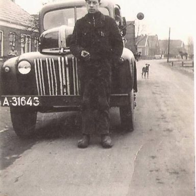 Kenteken: A 31643; Ford, foto: Historische vereniging Ten Post en omstreken