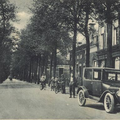 Kenteken: A 6824; Ford, Poststraat, Stadskanaal, 1927 (1986-16074)