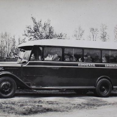 Kenteken: A 20481; Renault bus, foto: H.C. Bolhuis-Mulder