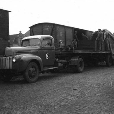 Kenteken: A 35134; Ford, foto: J. Smits