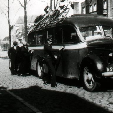 Kenteken: A 29604; International, Boterdiep Groningen, foto: archief W. Mollema