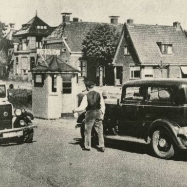 Kenteken: A 9417; Plymouth, foto: collectie Veenkoloniaal Museum (VM 6-1-5 Ou Pe 12)