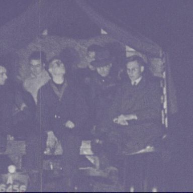 Kenteken: A 36456; Vrachtwagen, foto: foto: still uit de film "Het Gronings Verzet 1940 – 1945", 1980, Dirk Verel, C. van der Mei, C.R. Tiddens, M. Mennes, coll. GrA (2209-7563)