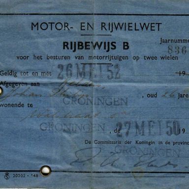 Kenteken: A 46928; Rijbewijs Johan Philip Kelders, foto: H. Kelders