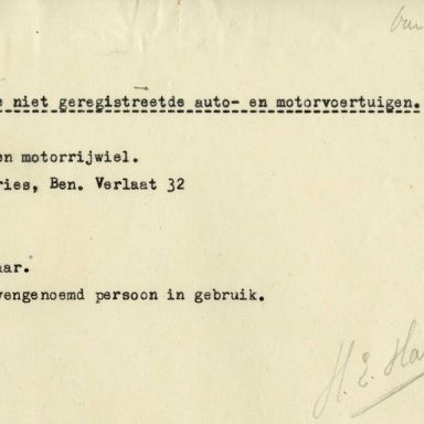 Kenteken: A 25649; Rapport niet geregistreerde Indian motor uit het archief van het Militair Gezag, DMC Veendam, 18-07-1945 (66-72)