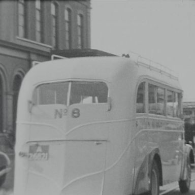 Kenteken: A 26821; Bedford, Winschoten, 1936, foto: Still uit GAVA-film AV2068