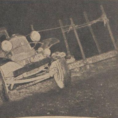 Kenteken: A 14401; Nieuwsblad van het Noorden, 6-1-1938