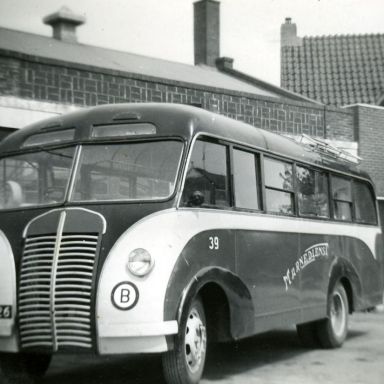 Kenteken: A 36126; Bedford, foto: archief W. Mollema