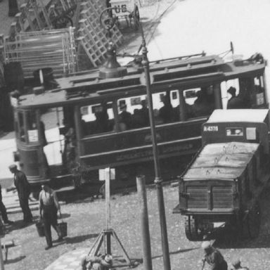 Kenteken: A 4376; Dodge,   Groningen, Grote Markt ca. 1932, foto: uitsnede 1785-4705.jpg
