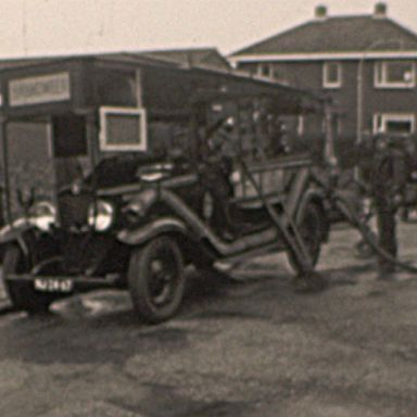 Kenteken: A 19395; Chevrolet, foto: Still uit GAVA-film AV14449