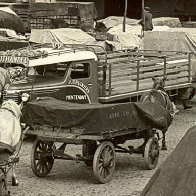 Kenteken: A 23767; Chevrolet, Coöperatieve groenteveiling Hoogezand-Sappemeer ca. 1948, foto: <a href='https://historischarchief.midden-groningen.nl/' target='_blank'>Historisch Archief Midden-Groningen</a>