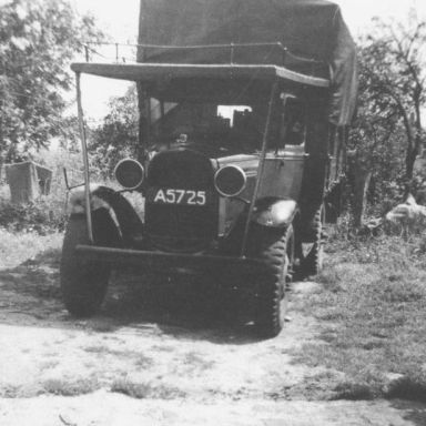 Kenteken: A 5725; Ford, foto: collectie Veenkoloniaal Museum (Bo 86)