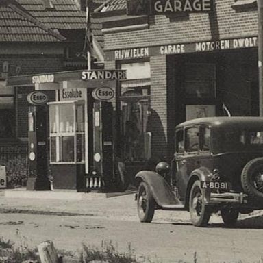 Kenteken: A 8091; Noordbroek, Diepstreek, Garage D. Wolthof ca. 1939, foto: uitsnede 1986-14070.jpg