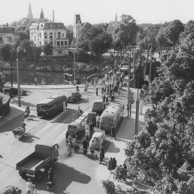 Kenteken: A 38272; Groningen, Herebrug, 5-9-1951 (1785-13598)