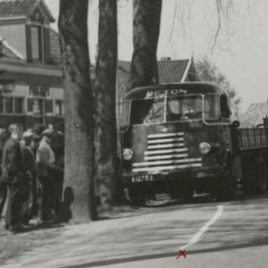 Kenteken: A 12753; DAF, foto uit archief Kantongerecht Winschoten, uitsnede 154-8_150.jpg
