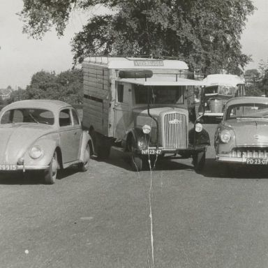 Kenteken: A 29915; Volkswagen, Winschoten, 15-10-1953, foto uit archief Kantongerecht Winschote (154-8-52)