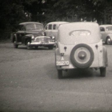 Kenteken: A 35270; DKW, Vlagtwedde, 1951, foto: Still uit GAVA-film AV0472