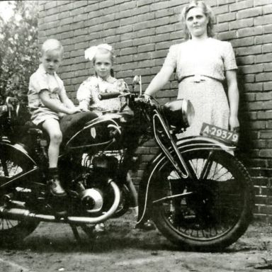 Kenteken: A 29379; DKW, foto: Clubmededelingen nr. 522, september 2007, Veteraan Motoren Club
