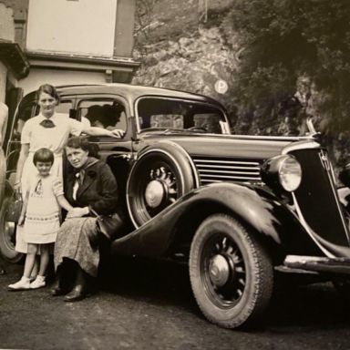 Kenteken: A 4694; Studebaker Commander, op de Beatenberg nabij Grindelwald, foto: H. Molema - Schillhorn van Veen 