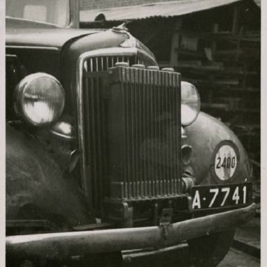 Kenteken: A 7741; REO,  foto: collectie Veenkoloniaal Museum (fotoalbum Duintjer 45)