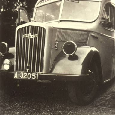 Kenteken: A 32051; Opel Blitz, Wagenborgen, Hoofdweg,, 17-07-1941, foto: archief W. Mollema