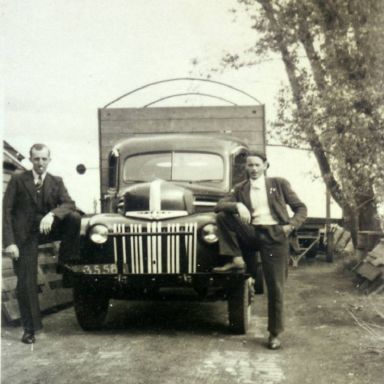 Kenteken: A 35588; Ford, foto: archief W. Mollema