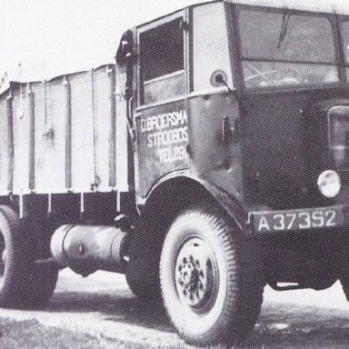 Kenteken: A 37392; AEC, foto: J. Smits