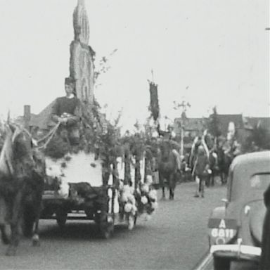 Kenteken: A 6811; Citroën, foto: Still uit GAVA-film AV7590