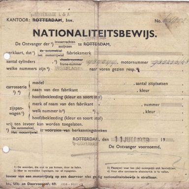 Kenteken: A 20974; Nationaliteitsbewijs 1939, foto: A. Hak